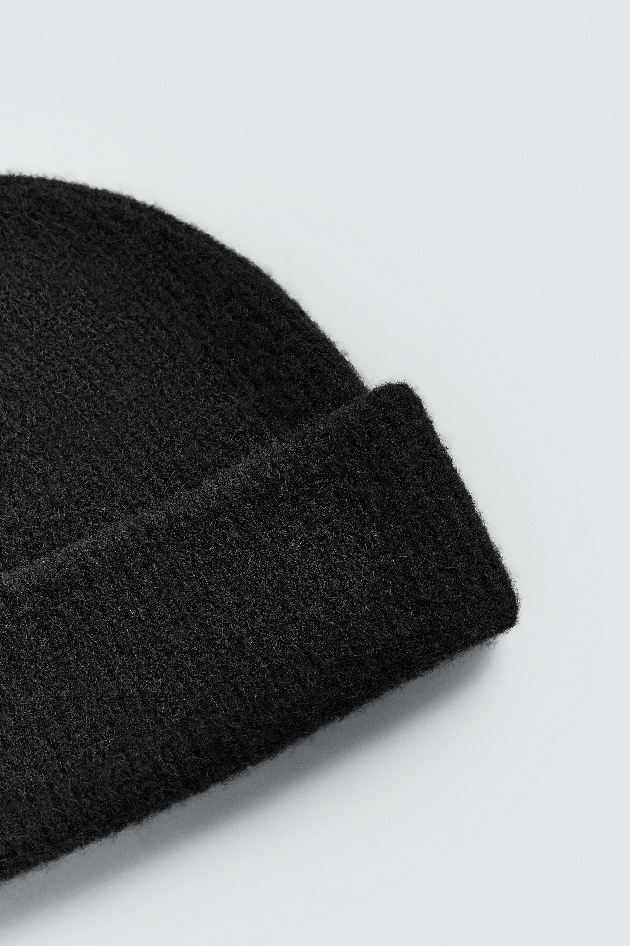 BRUSHED KNIT HAT